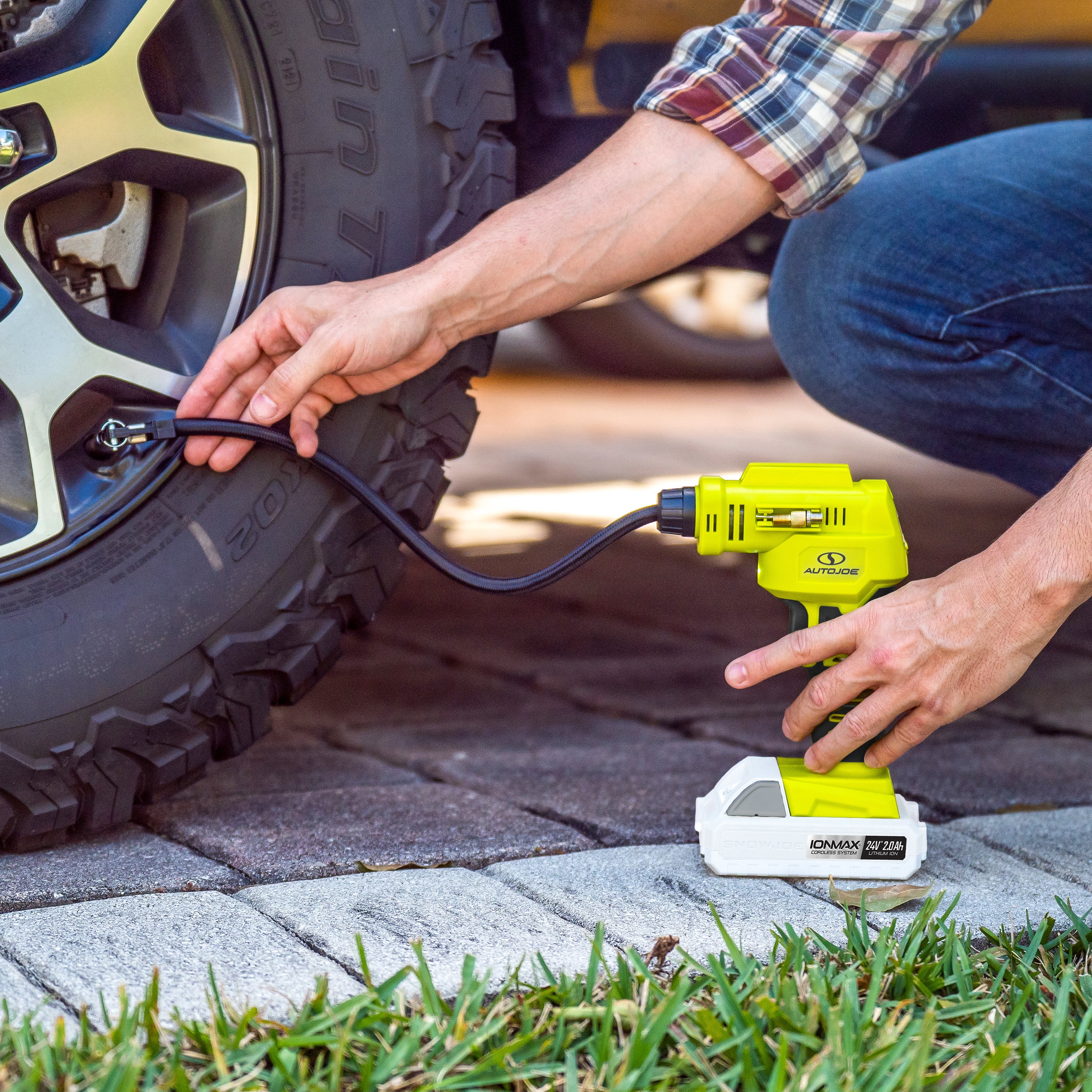 Auto Joe 24-Volt* IONMAX Cordless Portable Air Compressor | W/ 2.0-Ah Battery + Charger - Image 7