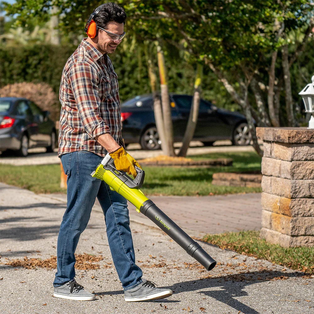 Sun Joe 24-Volt* IONMAX Cordless Garden Combo Kit | Leaf Blower | Grass Trimmer | Hedge Trimmer | W/ 2 x 2.0-Ah Batteries + Charger - Image 20