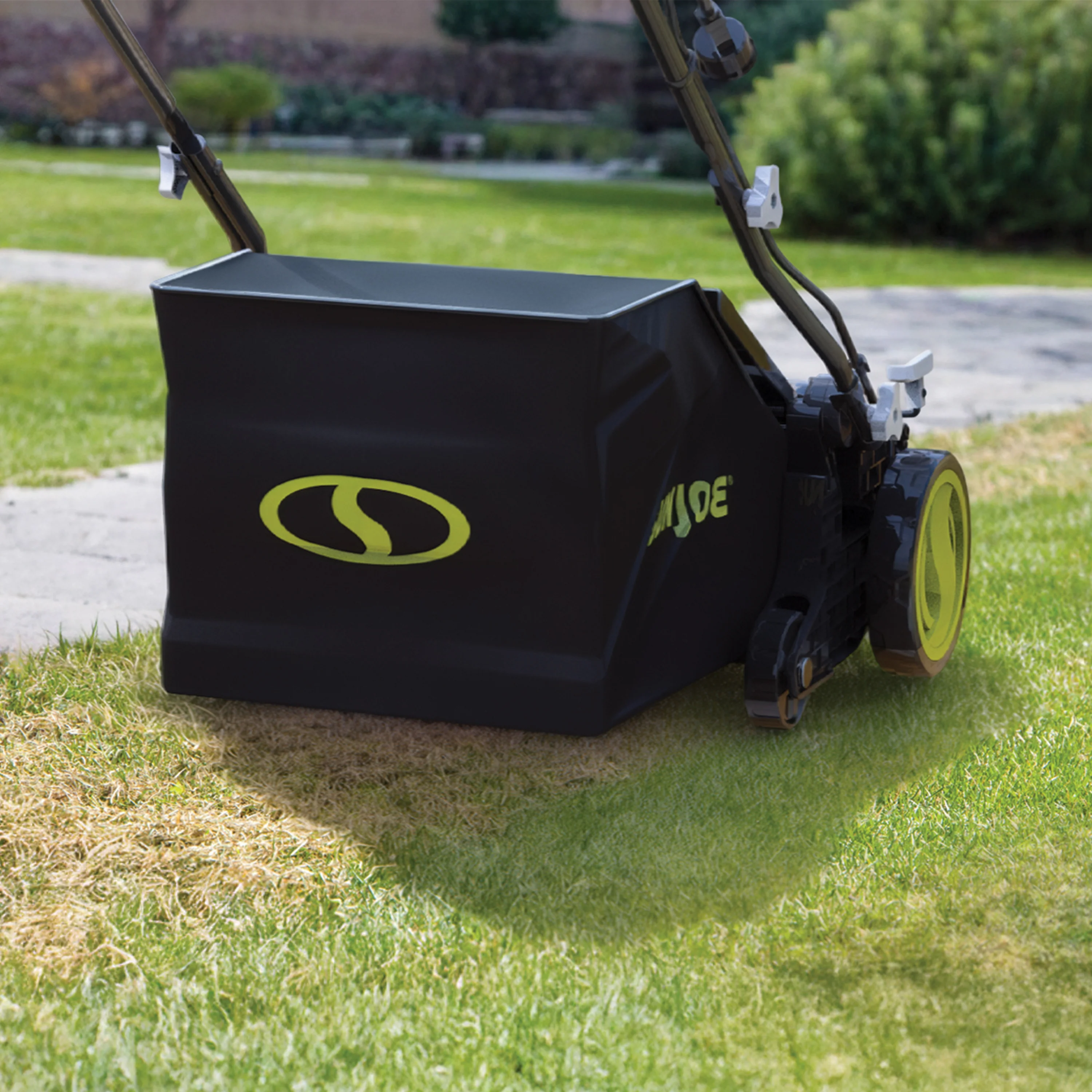 Sun Joe Electric Lawn Dethatcher + Scarifier W/ Collection Bag | 15-inch | 13-Amp - Image 15
