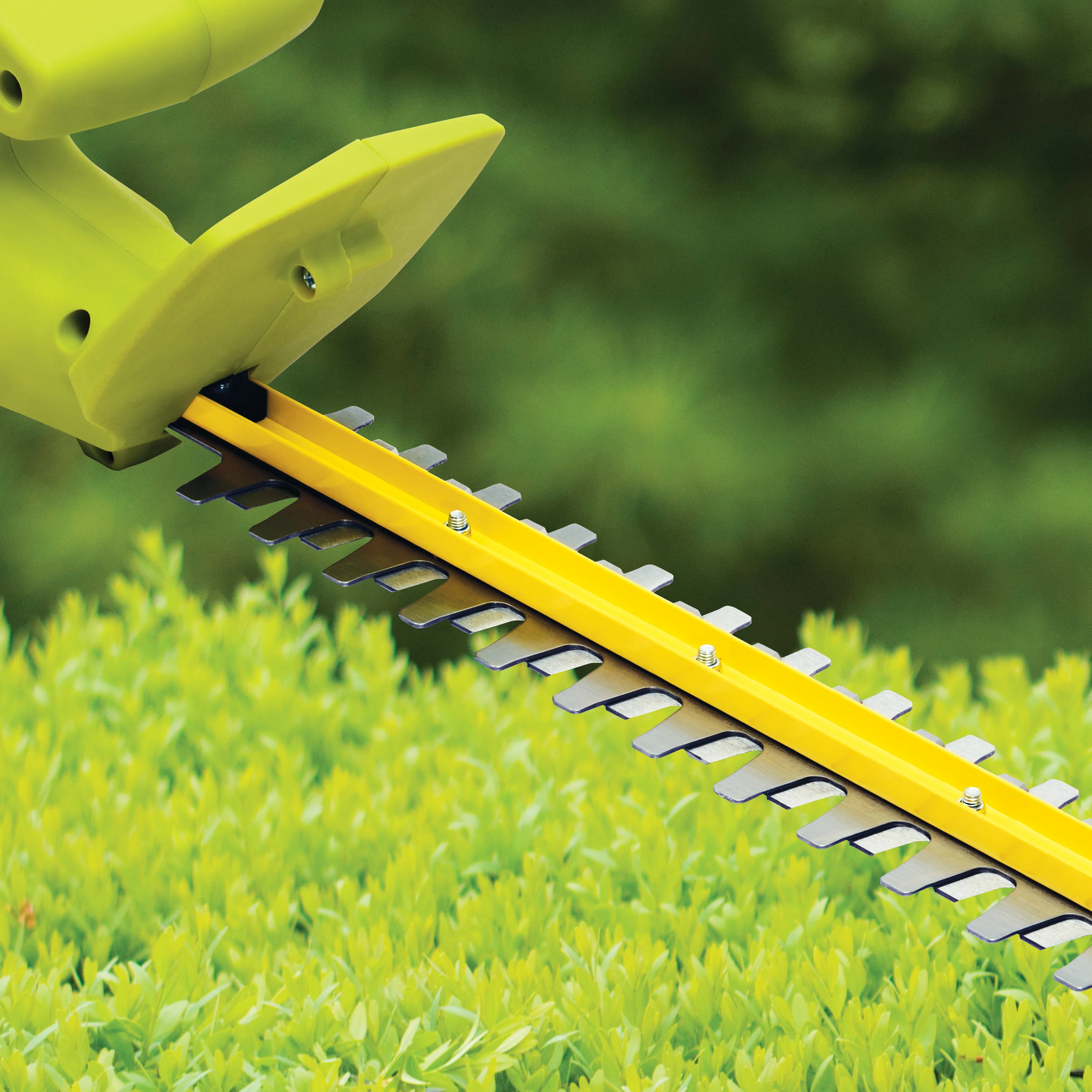 Sun Joe HJ22HTE-MAX Electric Dual-Action Hedge Trimmer | 22-Inch | 3.8 AMP | Dual-Handed Safety - Image 9