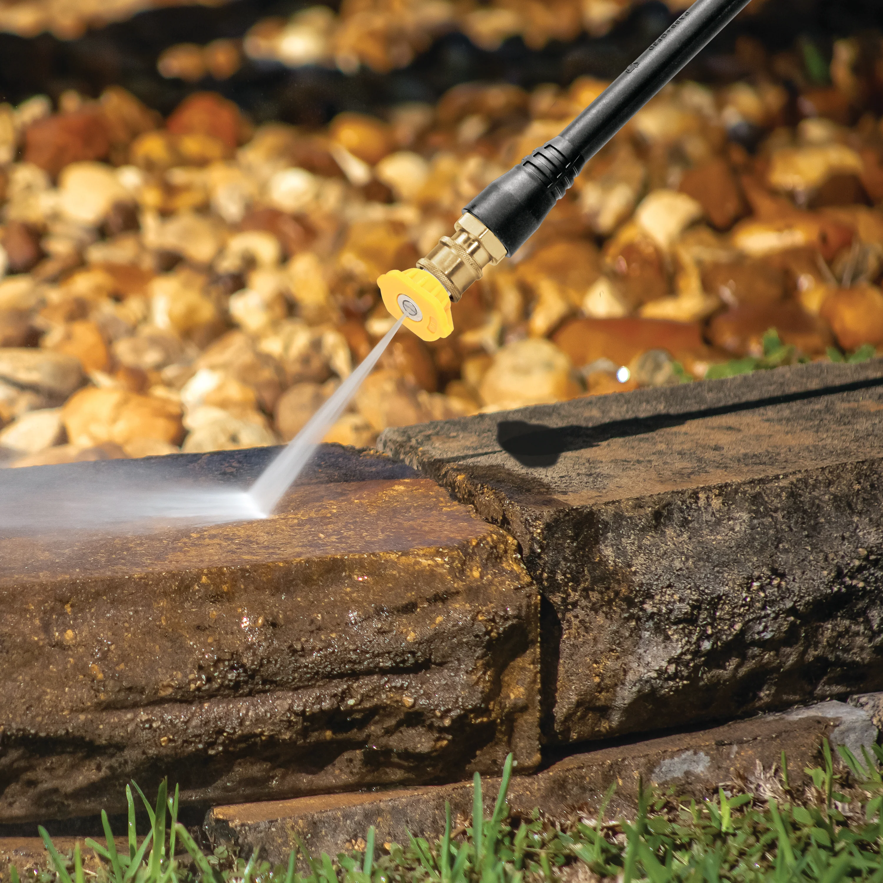 Sun Joe SPX2100HH-SJG Electric Handheld Pressure Washer W/ Foam Cannon and Nozzles | 13-Amp | Easy Carry Handle | Included Accessories - Image 4